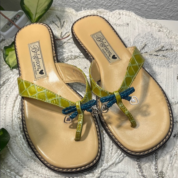 Brighton Shoes - EUC Brighton Ofelia Patent Leather Sandals